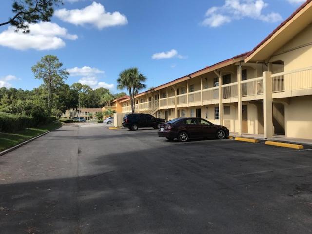 Days Inn By Wyndham Jacksonville Baymeadows Exterior foto